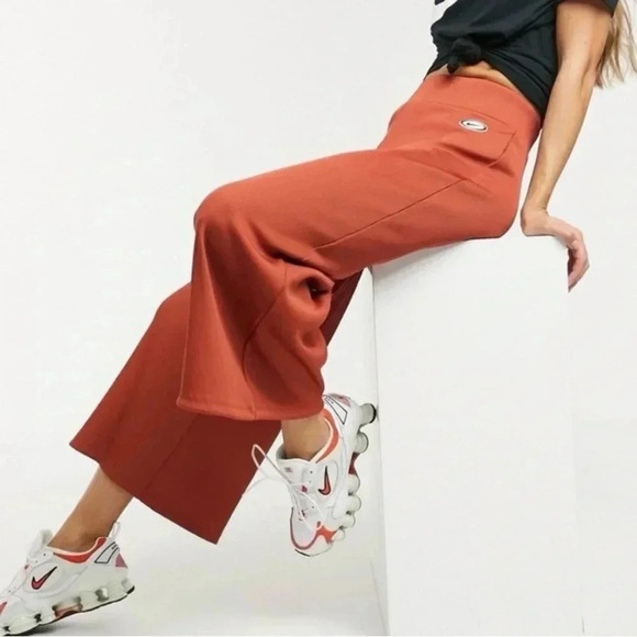 Nike Women's Orange Wide-Leg Pants - Picture 3 of 7